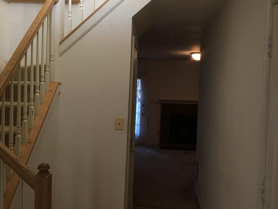 1st image of 45440 Baggett Ter