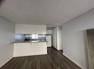 1308 W 225th St APT 10, Torrance, CA 90501