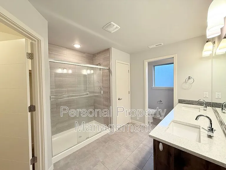 3512 NE 61st Way — Photo 9