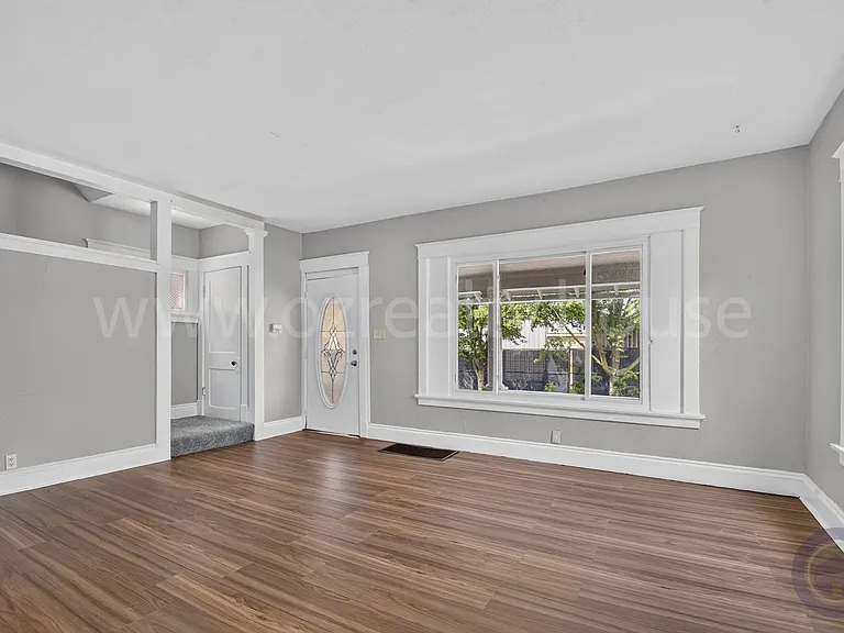 1023 Shadowlawn Dr — Photo 4