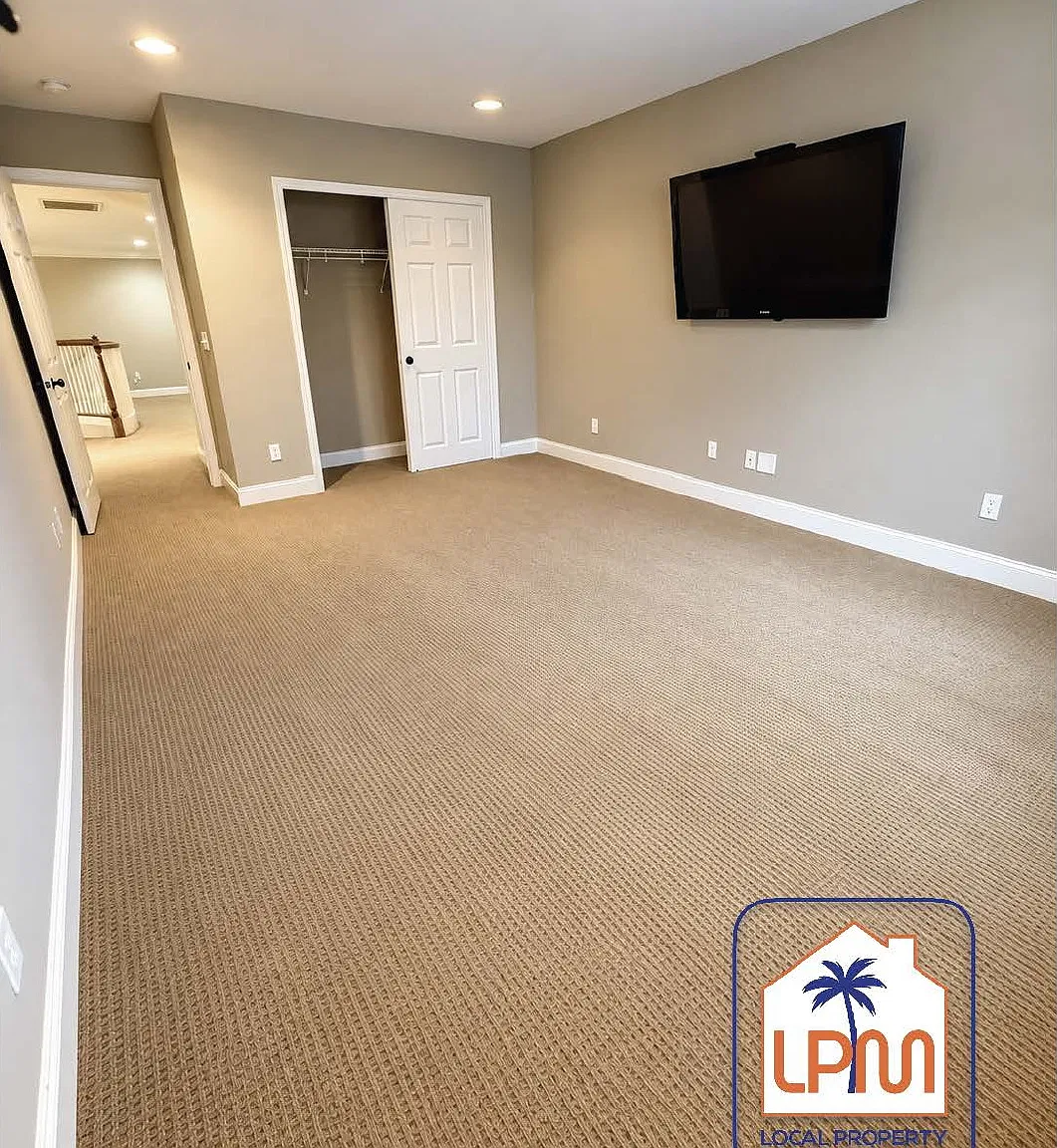 3 bed, 2.5 bath, 2922 sqft, $2,900 — Photo 4