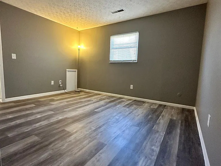 2542 Audubon Rd — Photo 10