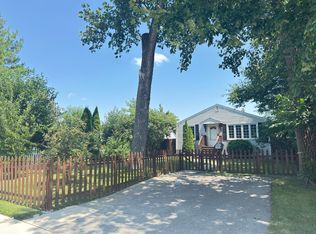 4329 Scott St, Schiller Park, IL