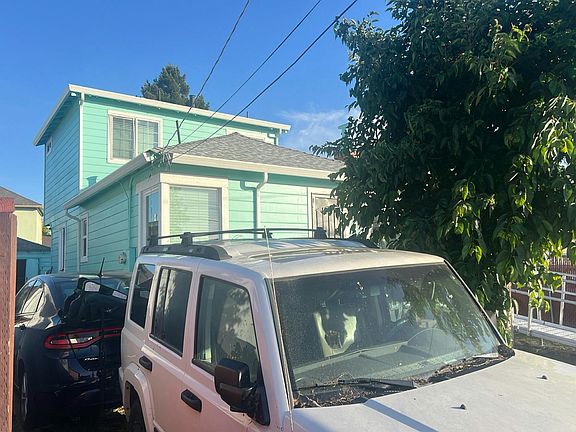 3rd image of 2268 103rd Ave