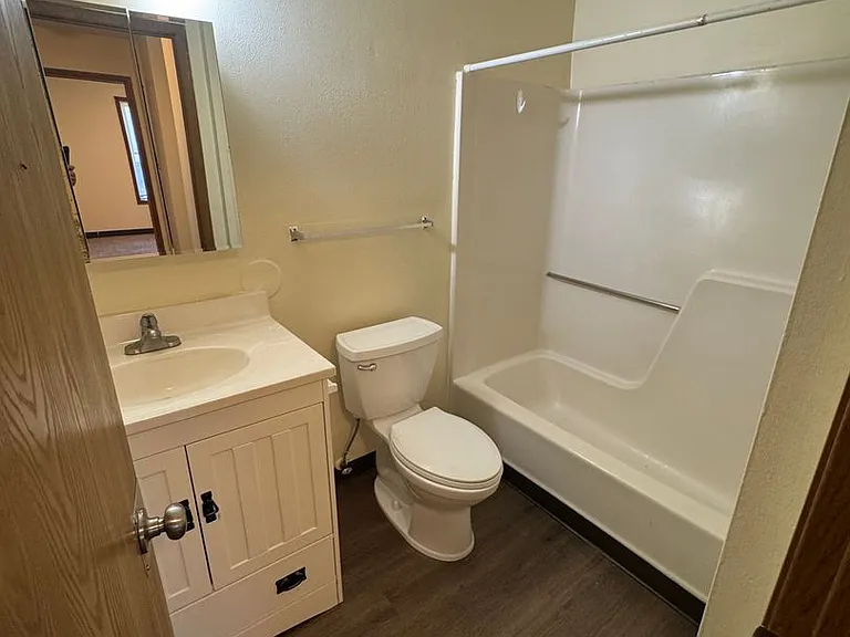 315 E Rose Avenue — Photo 11