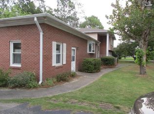 205 Oak Ln, Cayce, SC 29033