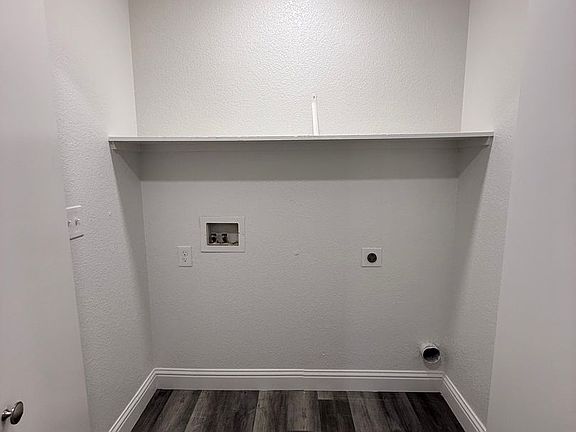 5th image of 7127 N Antioch Ave APT A