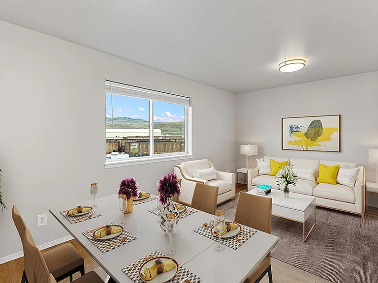 Grand Central Apartments — Photo 6