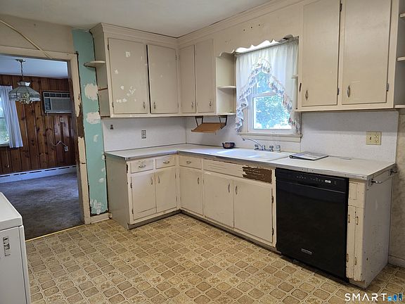 2nd image of 18 Bullard Road