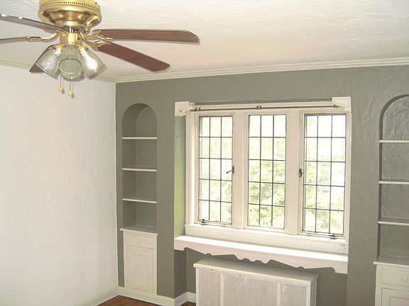 3rd image of 18431 Newell Rd #1