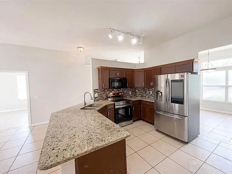 59 Cordona Dr — Photo 4