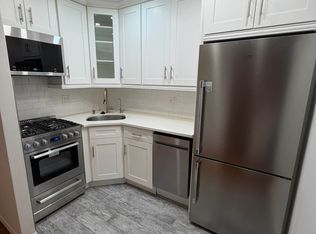 215-09 40th Ave #1, Bayside, NY 11361
