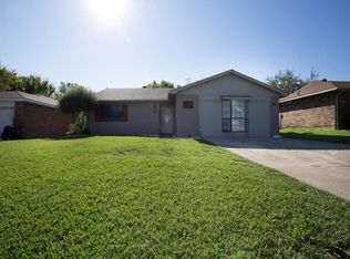 716 Coolwood Ln, Mesquite, TX 75149