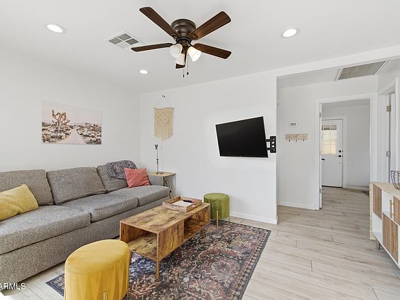 3rd image of 1124 N 14TH Street