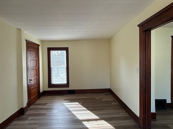 2nd image of 3900 Muriel Ave #Up