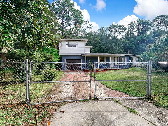 3rd image of 5639 MINOSA Circle E