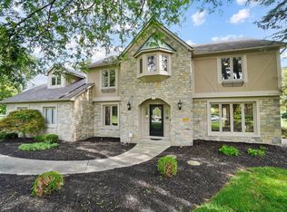8970 Locherbie Ct, Dublin, OH 43017