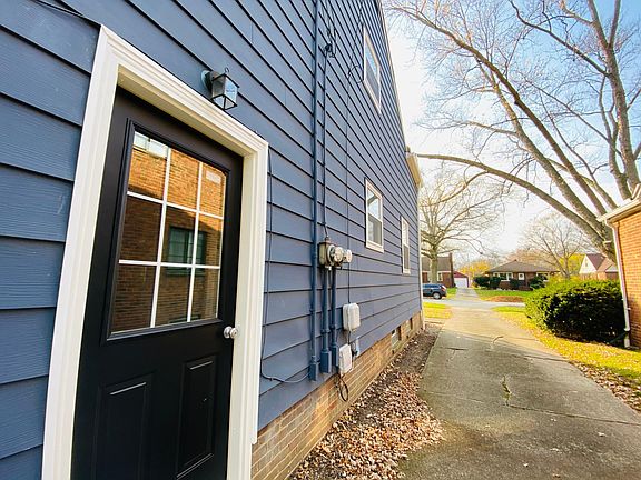 4th image of 4341 W 215th St #2