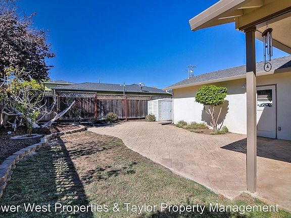 4th image of 61 Beverly Dr
