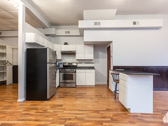 4th image of 2459 N Ashland Ave #1F