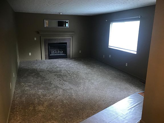 5th image of 2422 Deveron Ln