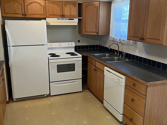 2nd image of 120 E Euclid Ave #6