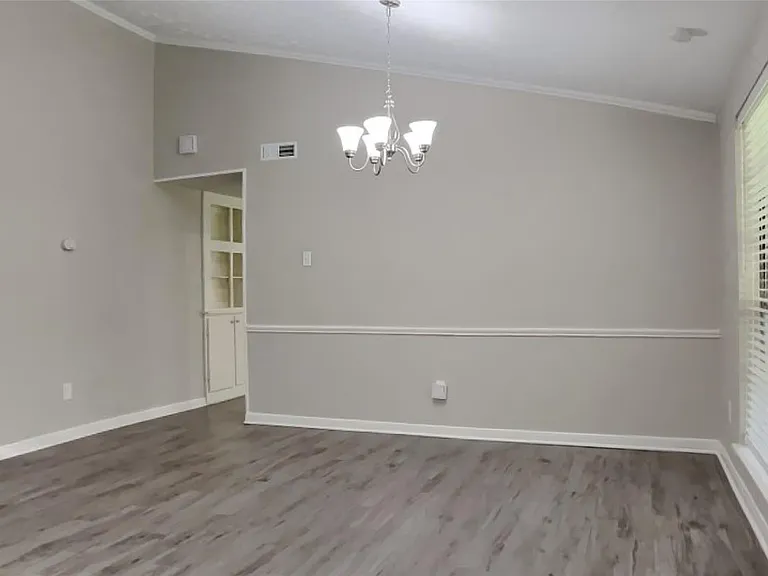 2102 Turtle Creek Dr — Photo 6