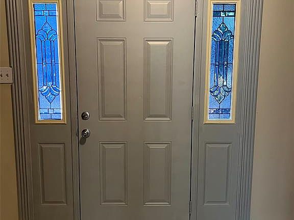 5th image of 8654 Connaught Garden Dr