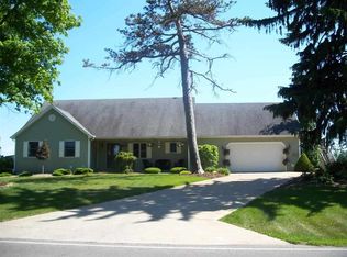 5415 W Kimble Rd, Angola, IN 46703