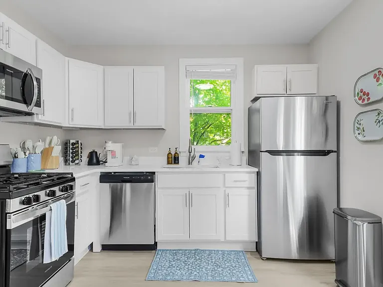 789 N McKinley Rd #4 — Photo 4