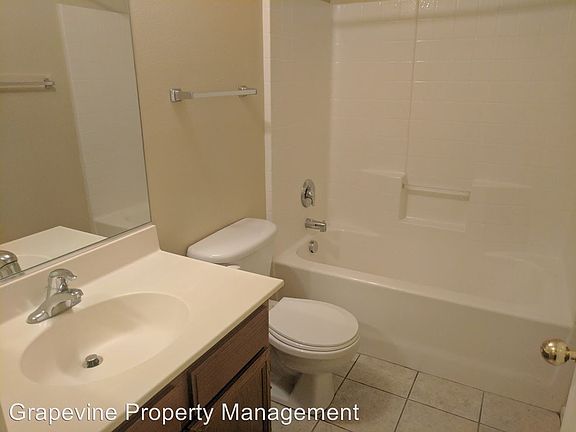 2nd image of 26484 Arboretum Way Unit 1305