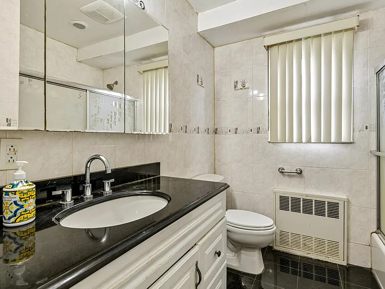 183 Litchfield Ave — Photo 11