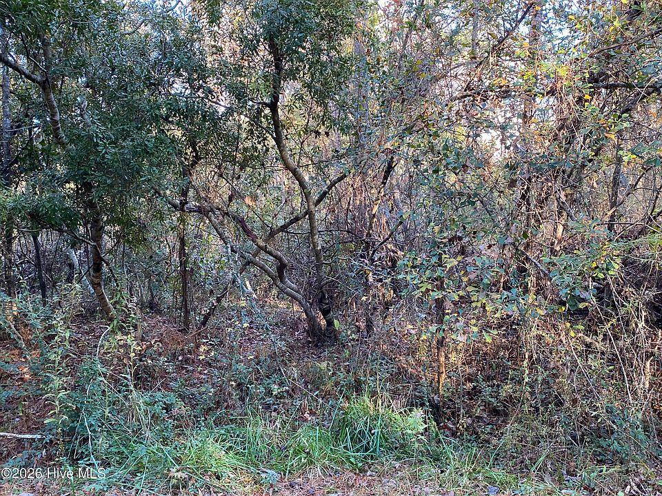 1st image of 255 Wards Lane
