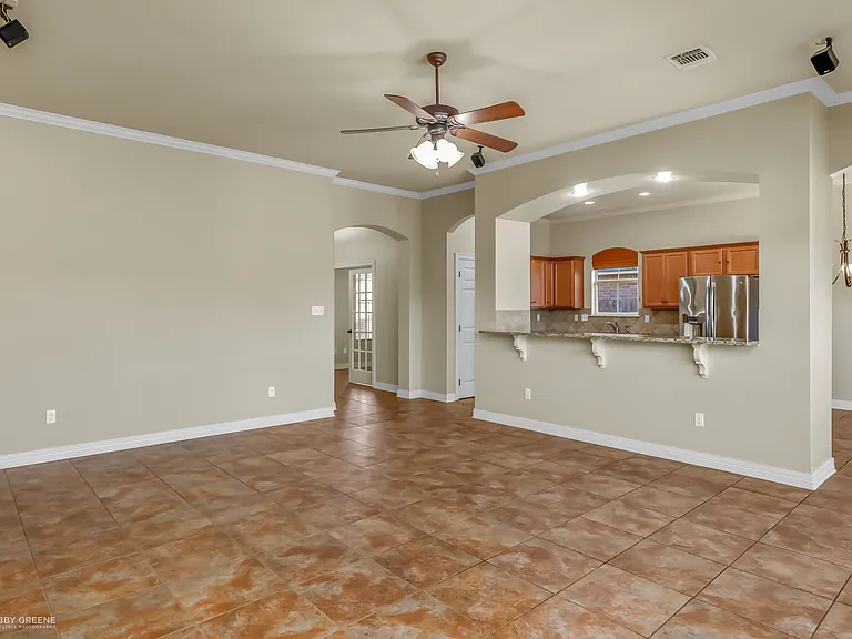 112 Clear Brooke Dr — Photo 3