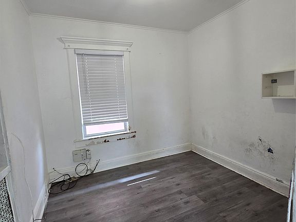 4th image of 14262 Bascom Avenue