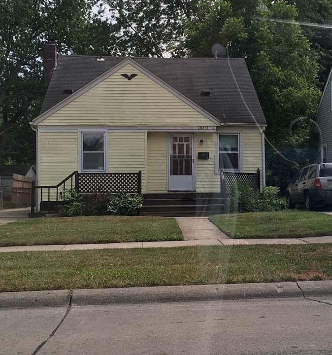 1st image of 25951 Powers Ave