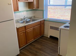 5887 Monfort Hills Ave APT 4, Cincinnati, OH 45239