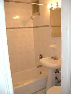 Rented by Rent Manhattan | media 2
