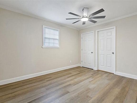 5th image of 13 Creagan Ave