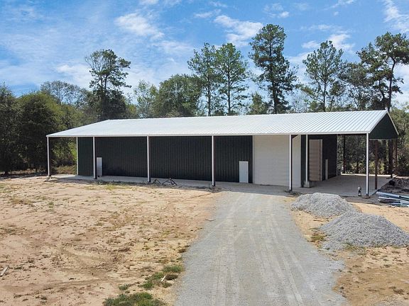 4th image of 18380 Blackberry Rd