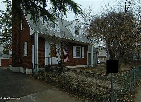 2nd image of 242 Sharpe Ave