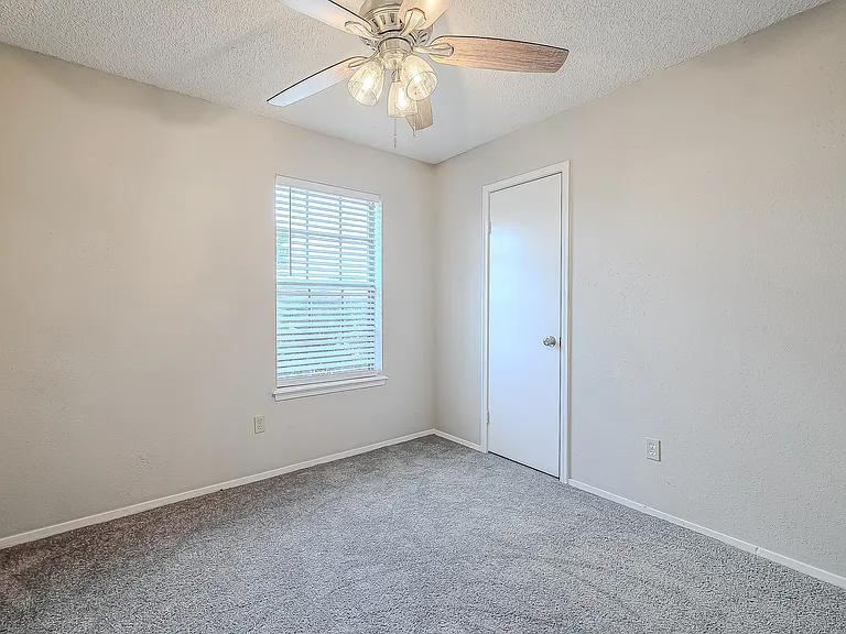 5210 Russelville Rd — Photo 21