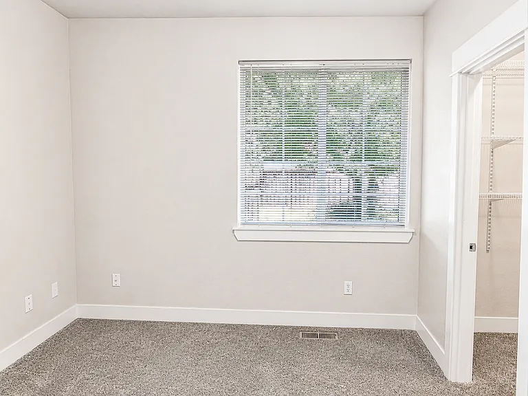 61167 Brosterhous Rd — Photo 5