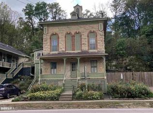 412 Spring St, Galena, IL 61036