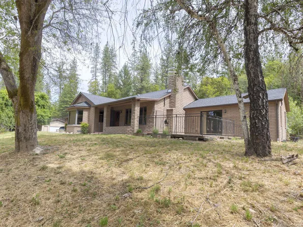 782 Covered Bridge Rd, Rogue River, OR 97537