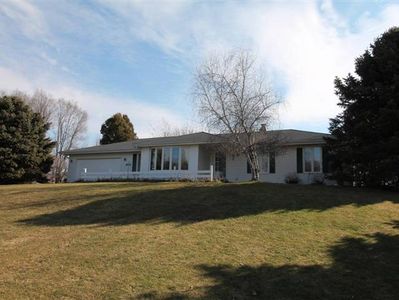 8382 N Oak Ridge Dr, Milton, WI, 53563