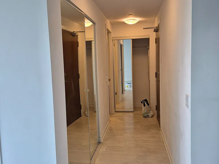 2212 Lake Shore Blvd W #516 — Photo 9