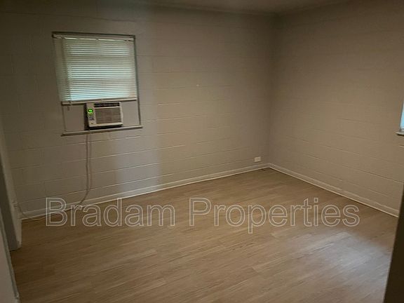 5th image of 3239 E Admiral Ct #2