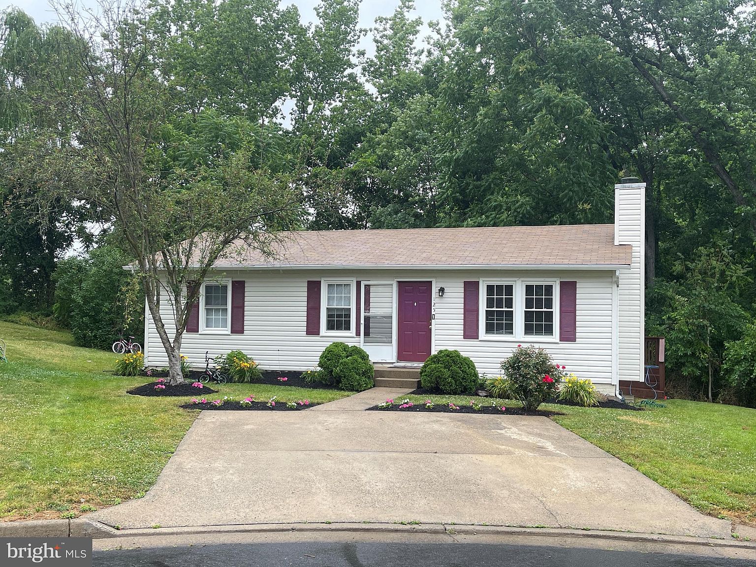 125 Oak View Dr SE, Leesburg, VA 20175 MLS VALO2051896 Zillow