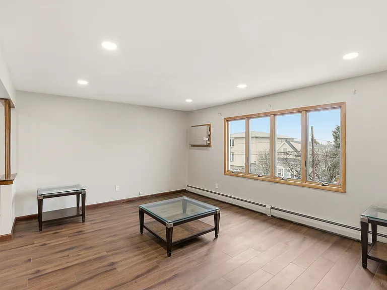 70 Wood St #1-2 — Photo 13
